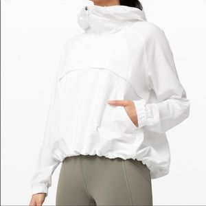 NWT Lululemon Seek Vista Seersucker Pullover-White